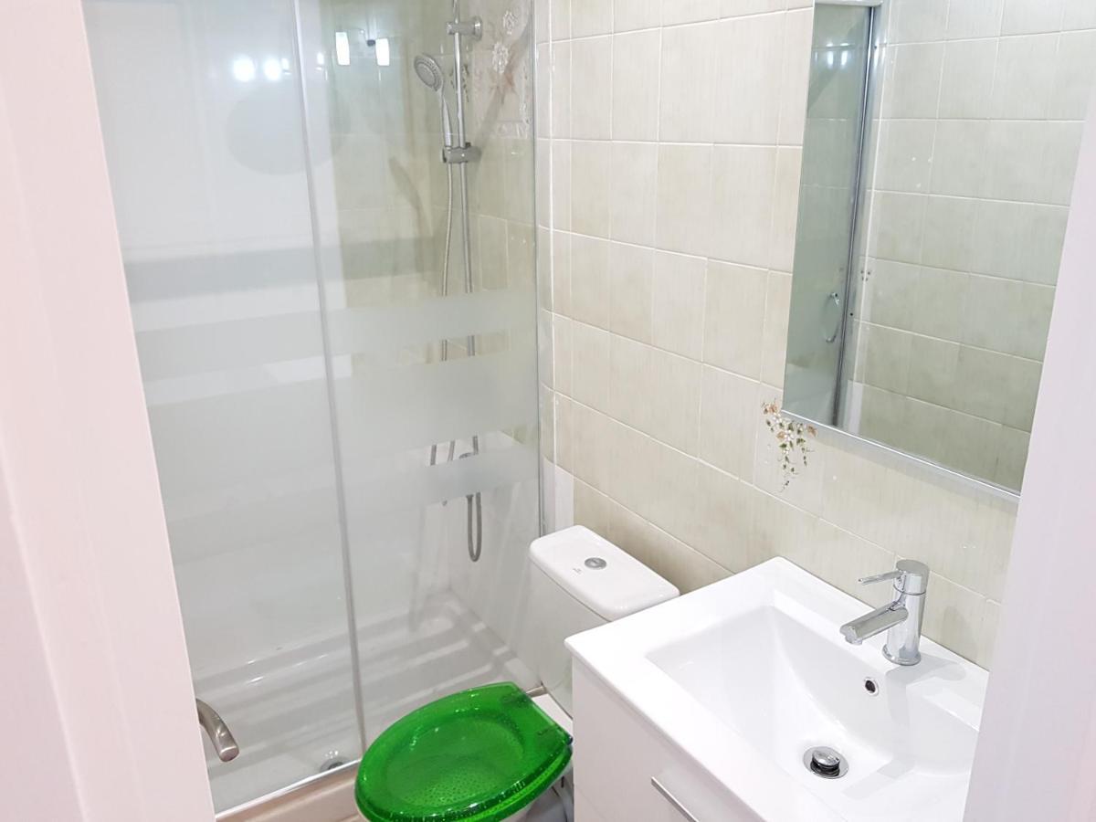 Apartamento Badia 24 เอมปูเรียบราบา ภายนอก รูปภาพ